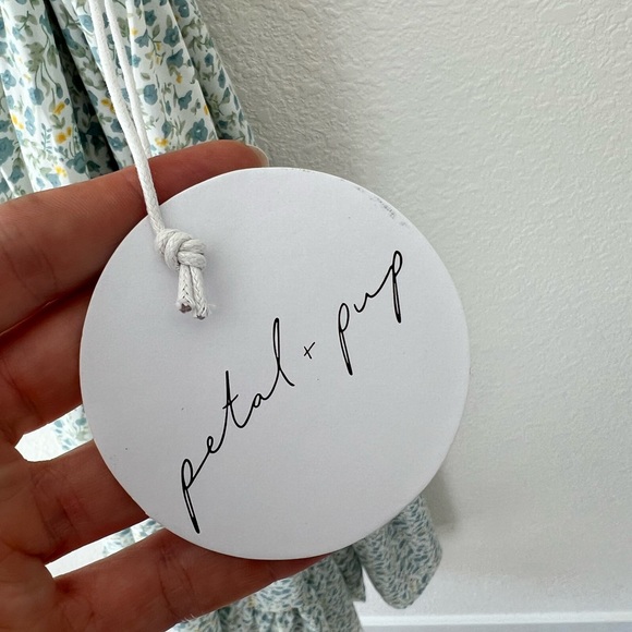 Midi dress 💙🤍🔥 - Picture 7 of 12